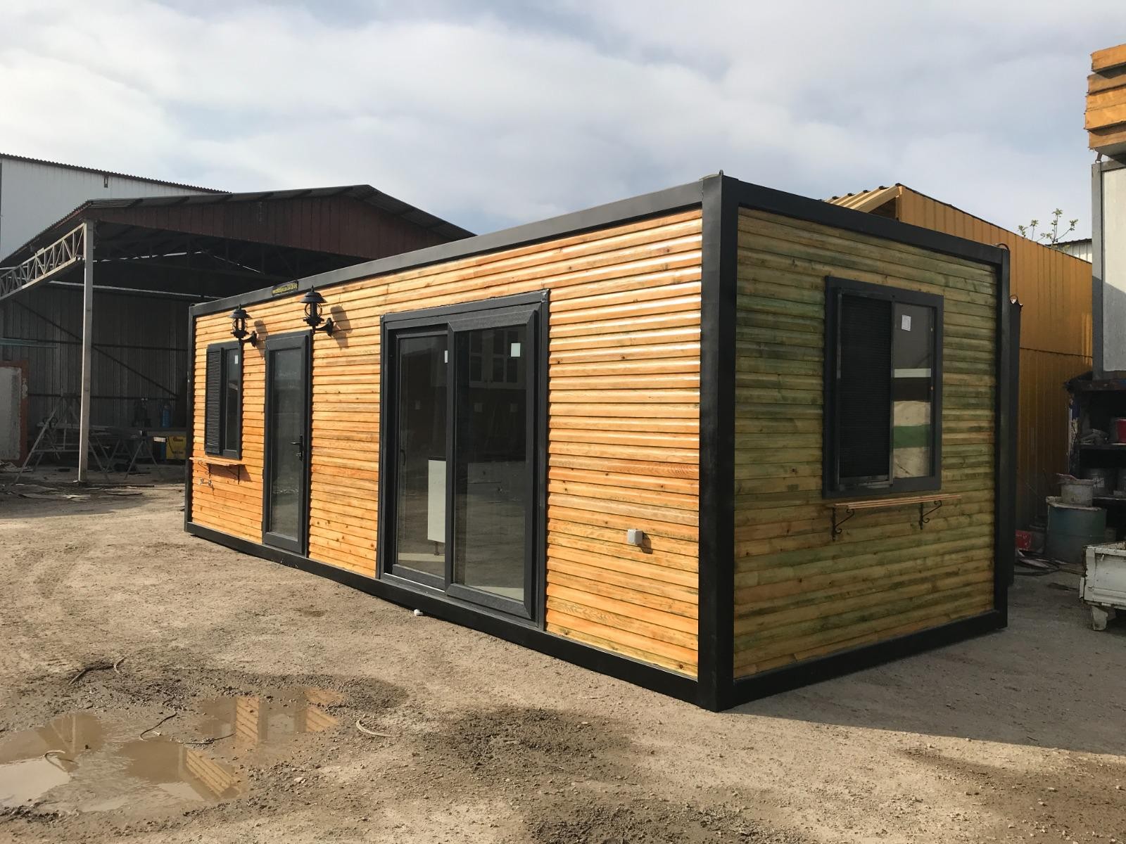3X8 24 M2 AHŞAP KAPLAMA ÖZEL ÜRETİM KONTEYNER EV