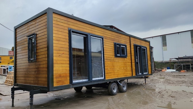 24 M2 O2 BELGELİ PLAKALI RUHSATLI AHŞAP ÇEKİLEBİLİR KONTEYNER