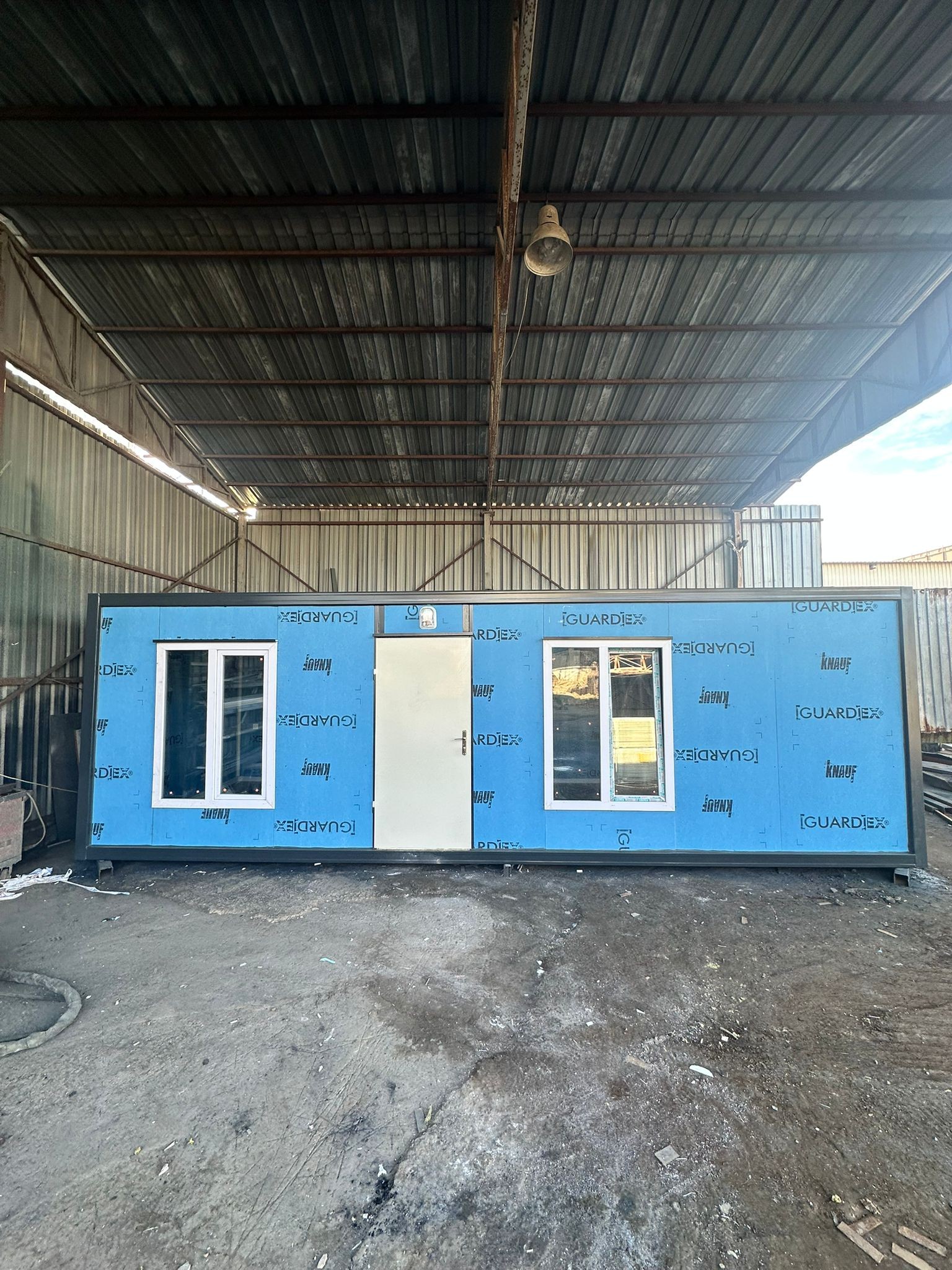 3X8 24 M2  KONTEYNER EV 